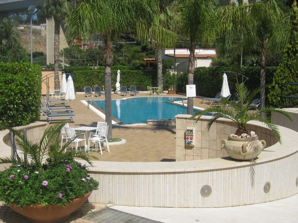 Hotel Costa Azul Balestrate Exterior photo